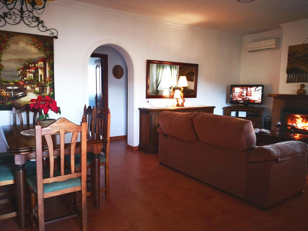 Finca Pil - Casa Rural Con Piscina Ríogordo Eksteriør billede